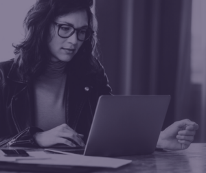 Entenda o que é Business Intelligence (BI) e como ele funciona na gestão empresarial.